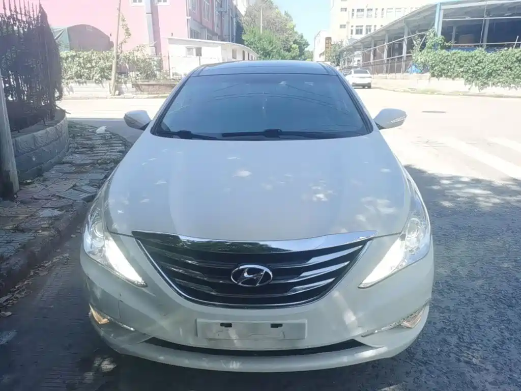 Hyundai Sonata 2015 — фото 3