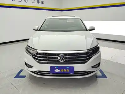 Volkswagen Sagitar 2020