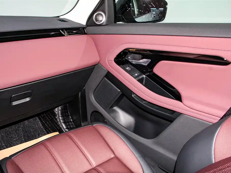 Land Rover Evoque 2025 — фото 26