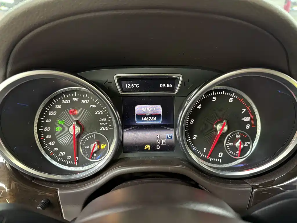 Mercedes-Benz GLS 2018 — фото 15
