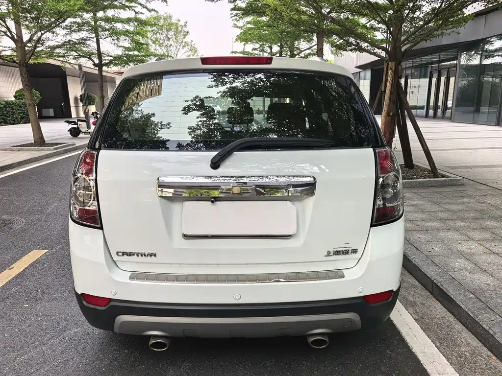 Chevrolet Captiva 2015 — фото 8