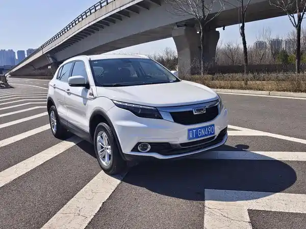 Qoros 5 2018