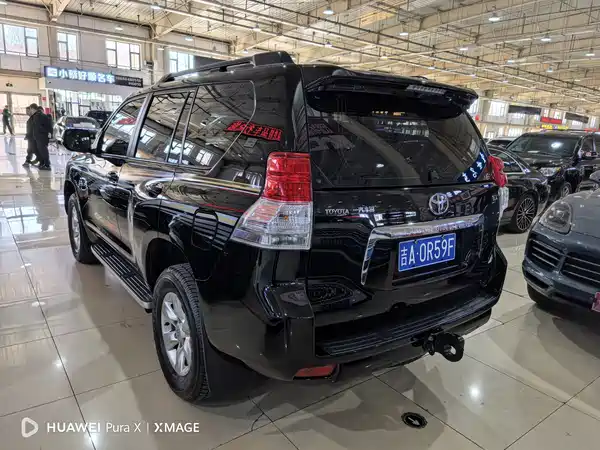 Toyota Prado 2010