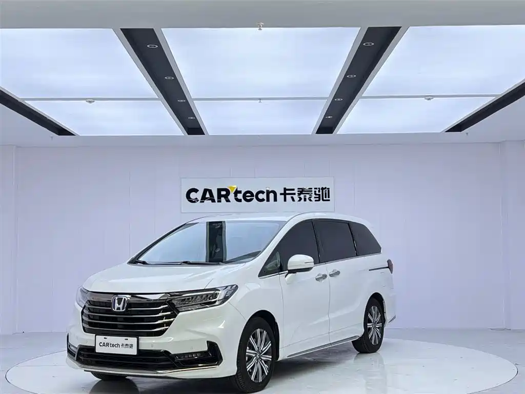 Honda Odyssey 2024 — фото 1