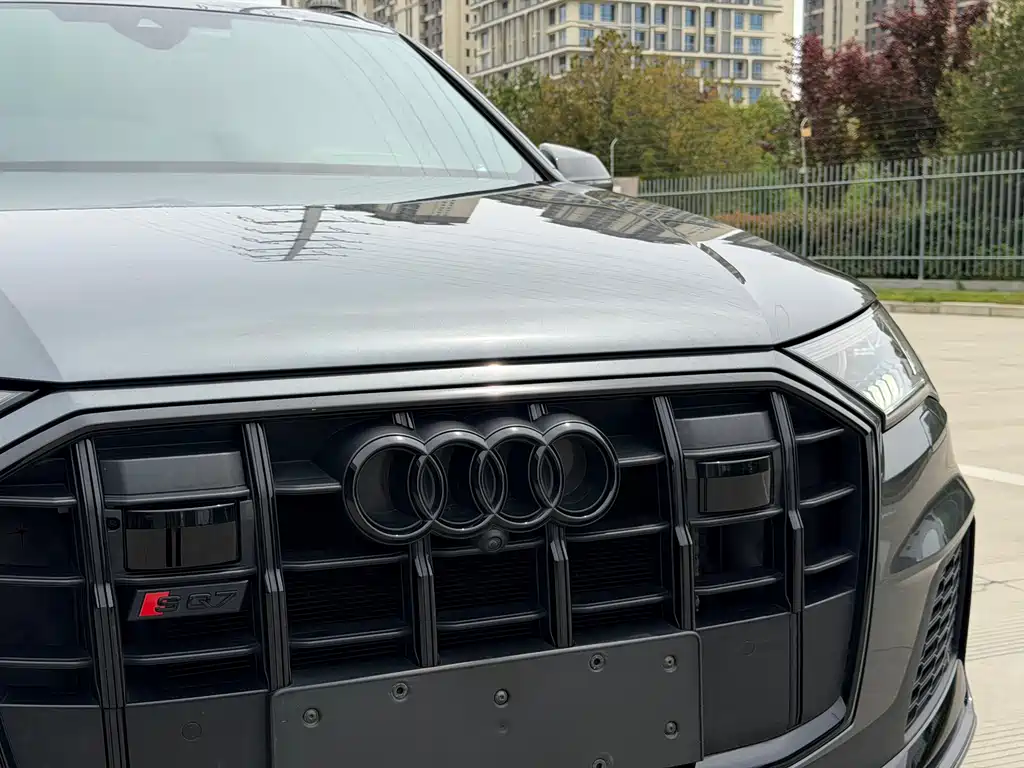 Audi SQ7 2024 — фото 22
