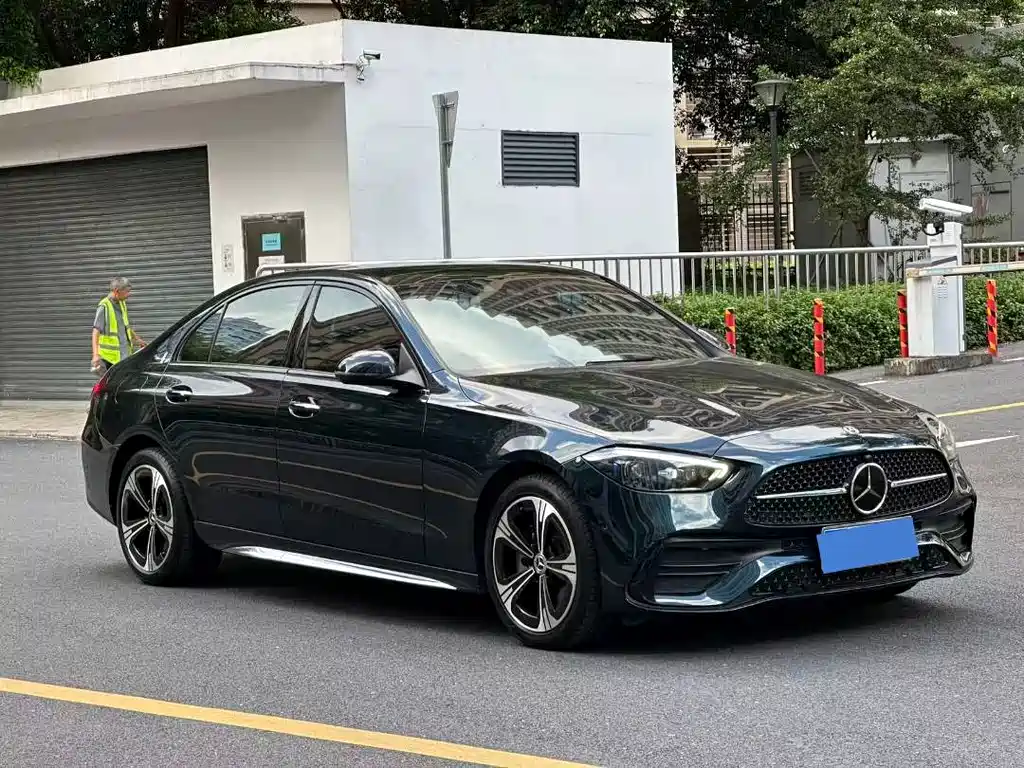Mercedes-Benz C-Class 2021