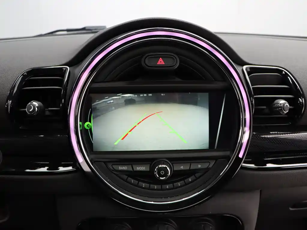 MINI Clubman 2019 — фото 15