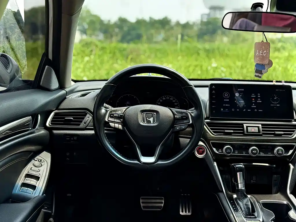 Honda Accord 2023 — фото 17