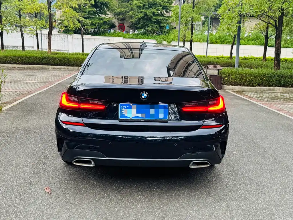 BMW 3 Series 2021