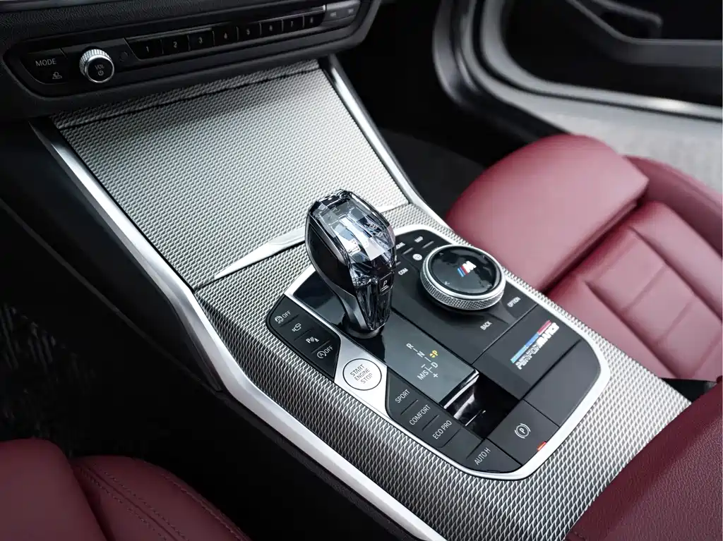 BMW 3 Series 2021 — фото 16