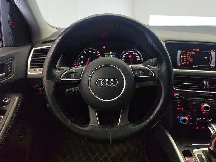 Audi Q5 2018 — фото 15