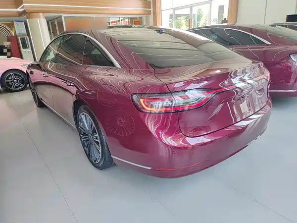 Stelato S9 2025