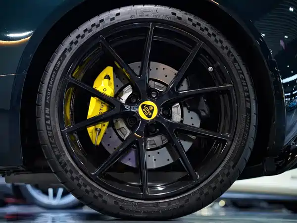 Lotus EMIRA 2024