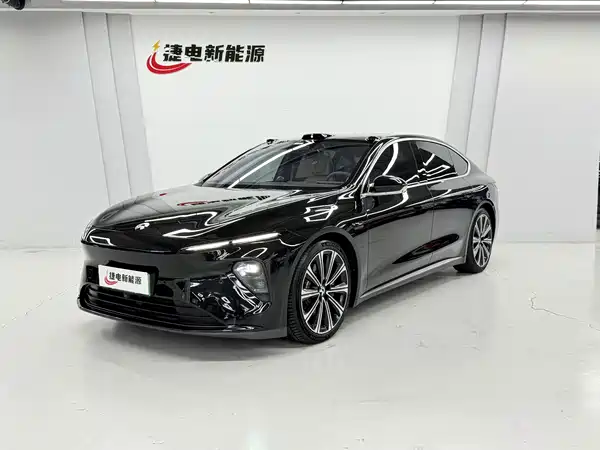 NIO ET7 2025