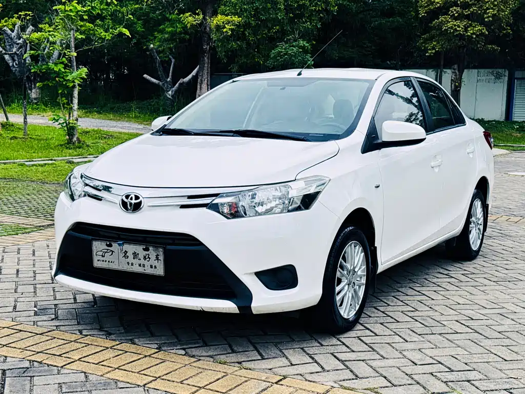 Toyota Vios 2016 — фото 1