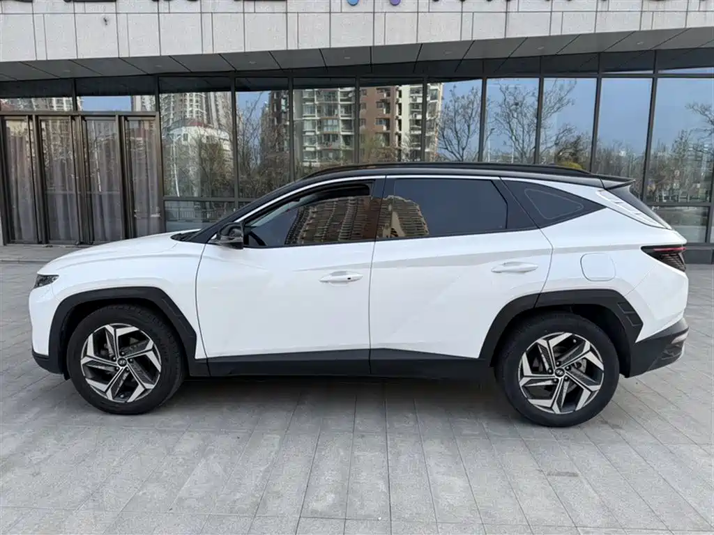 Hyundai Tucson 2021 — фото 24