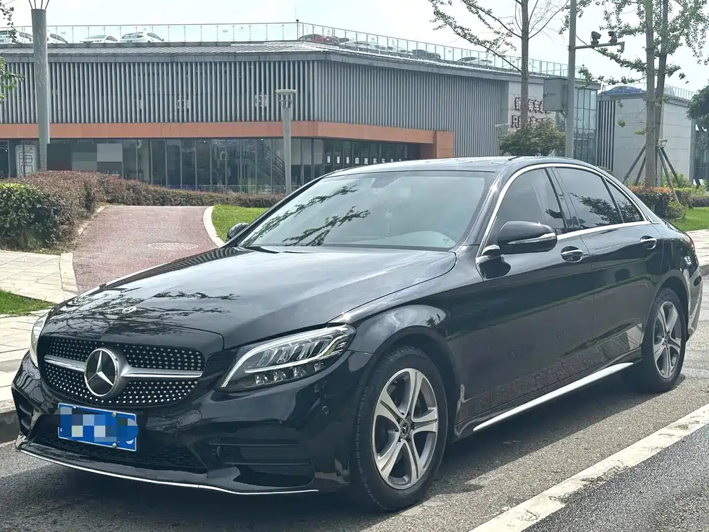 Mercedes-Benz C-Class 2019