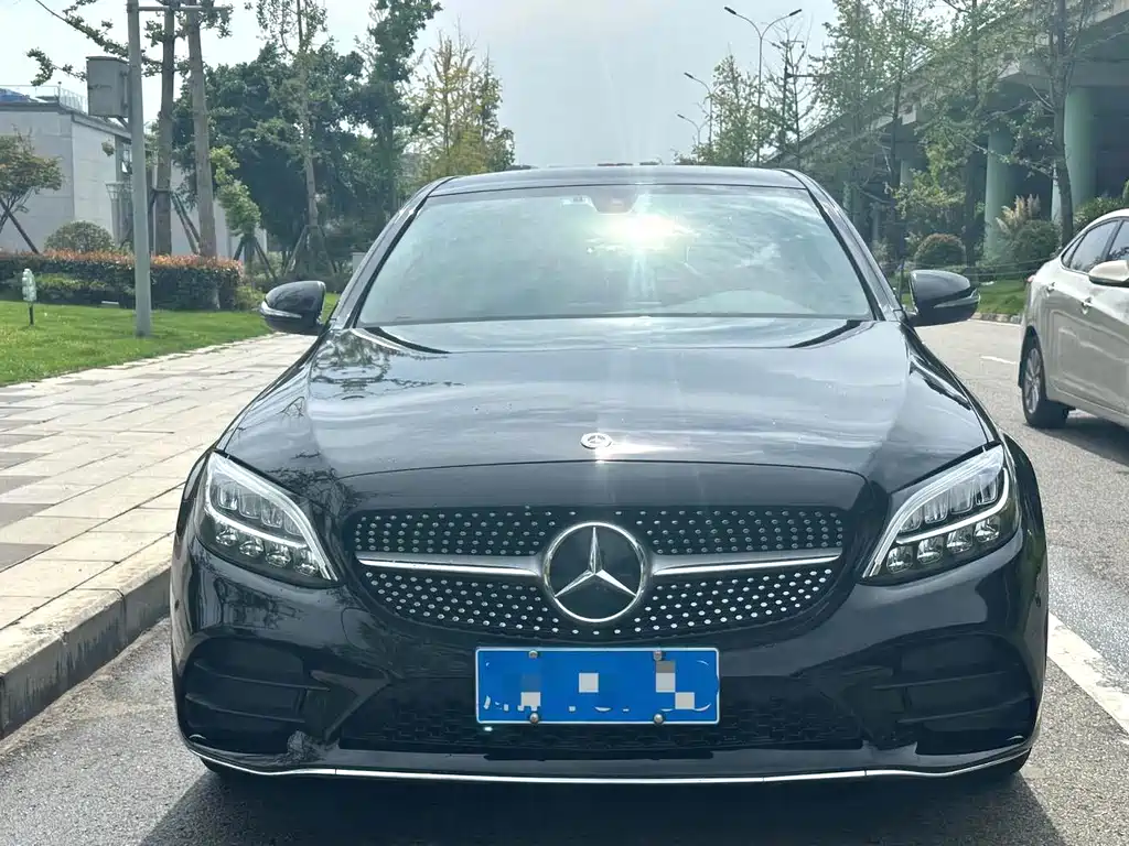 Mercedes-Benz C-Class 2019