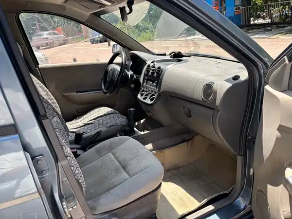 Wuling Hongguang 2014