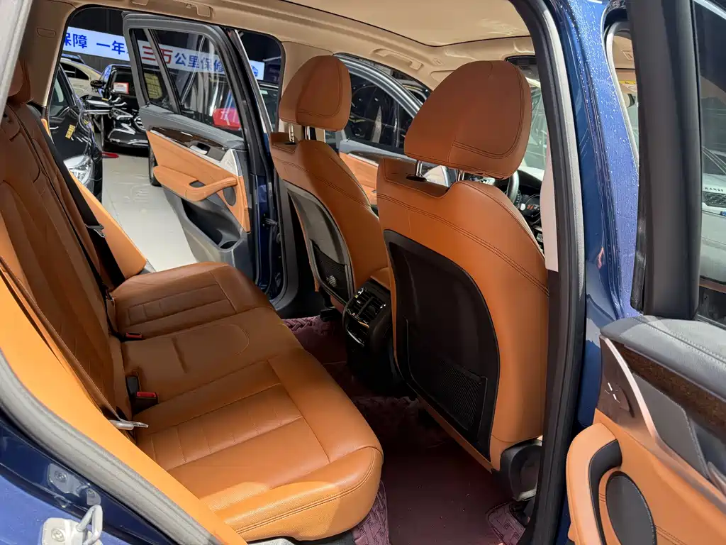 BMW X3 2018 — фото 15