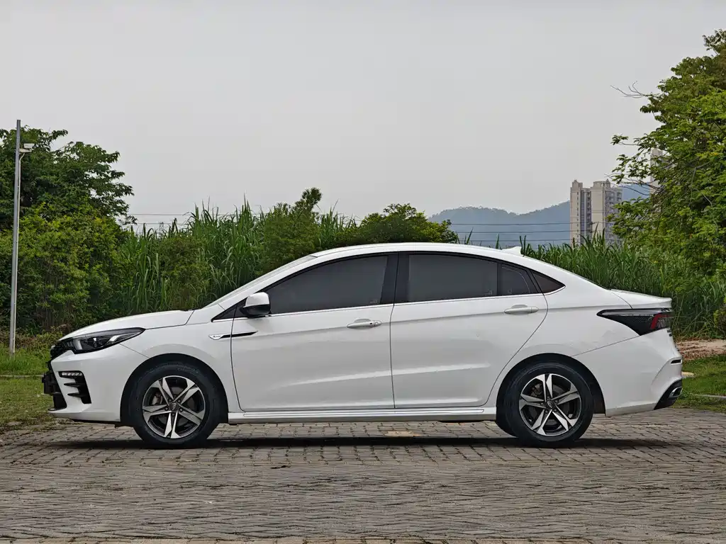 Chery Arrizo 5 PLUS 2021 — фото 15