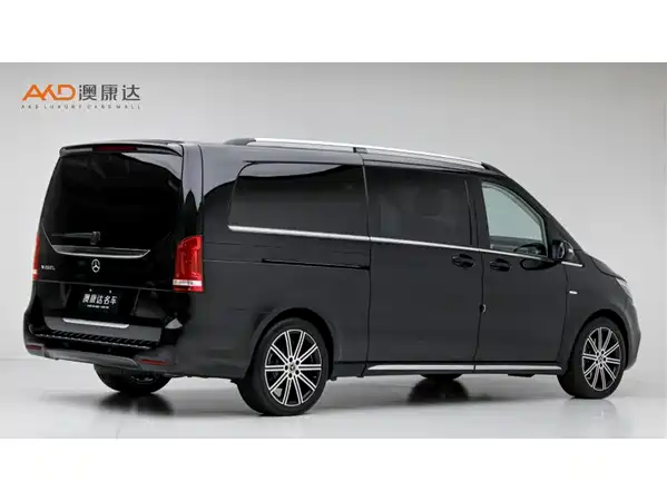 Mercedes-Benz V-Class 2024