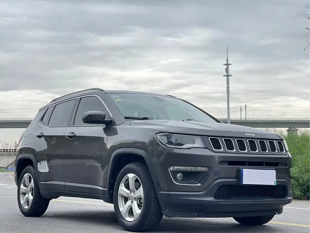 Jeep Compass 2021 — фото 3
