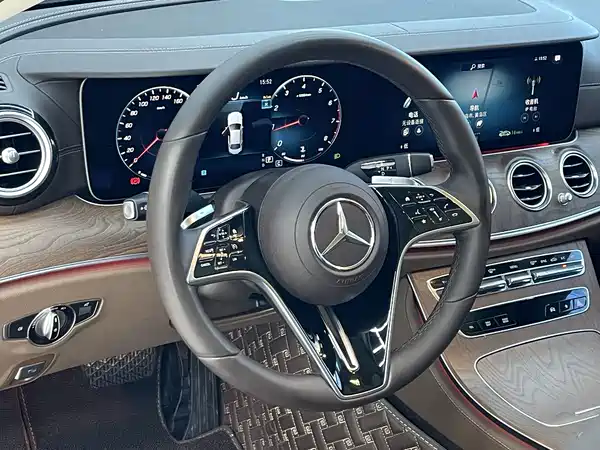 Mercedes-Benz E-Class 2023