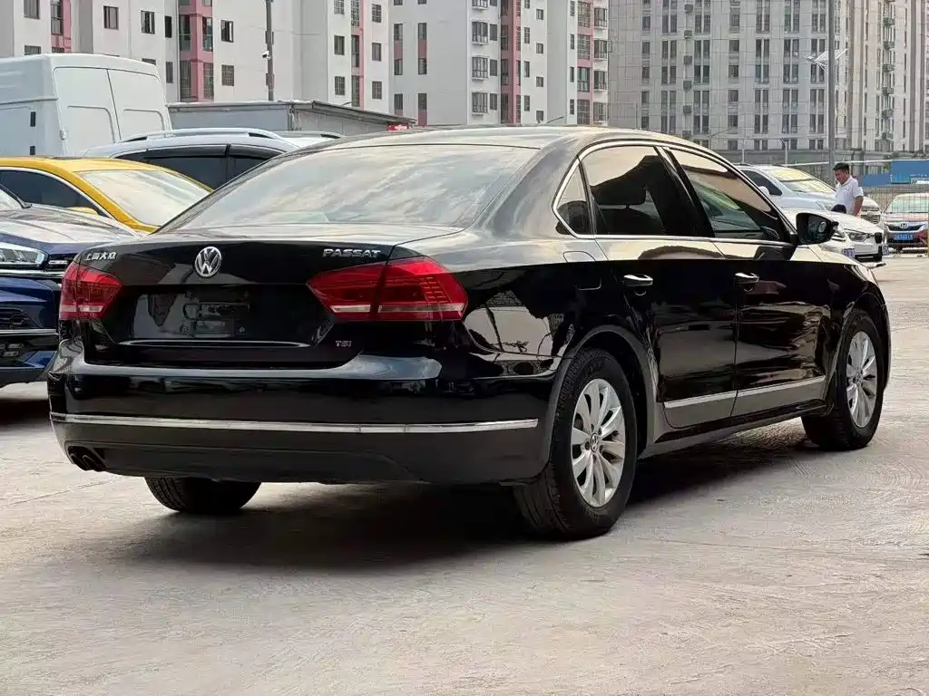 Volkswagen Passat 2013