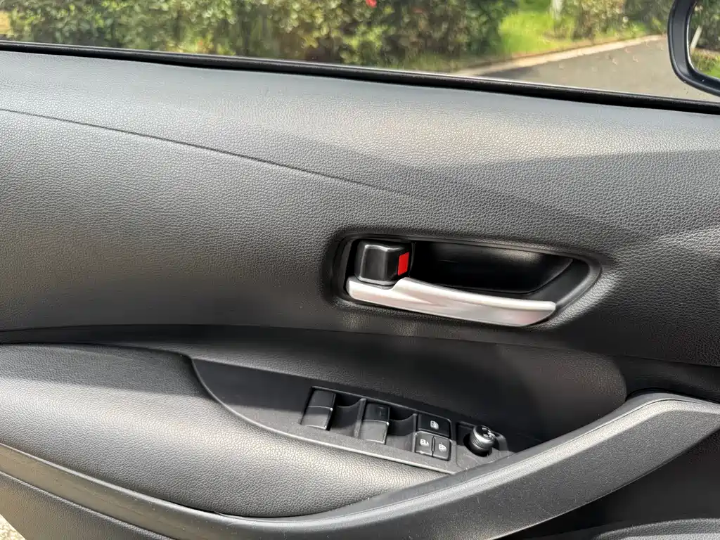 Toyota Corolla 2021 — фото 26