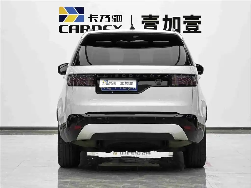 Land Rover Discovery 2023 — фото 16