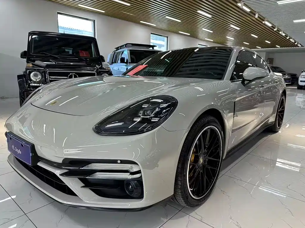 Porsche Panamera 2019 — фото 3