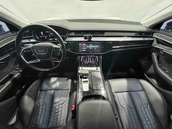 Audi A8 2023