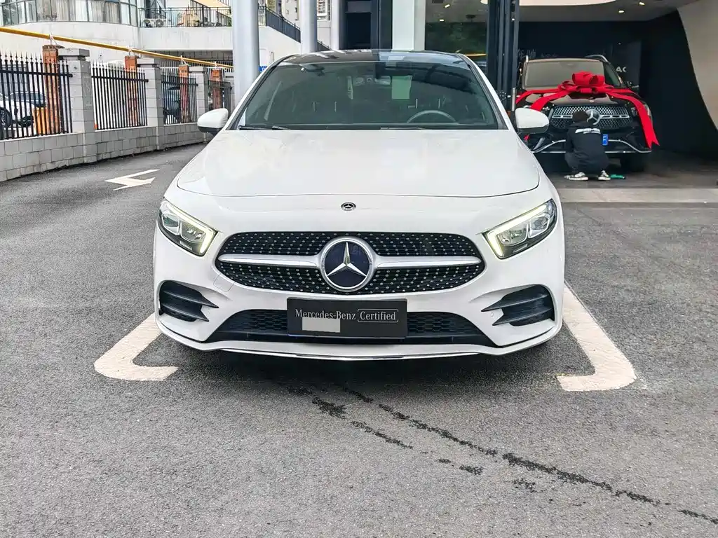Mercedes-Benz A-Class 2020 — фото 2