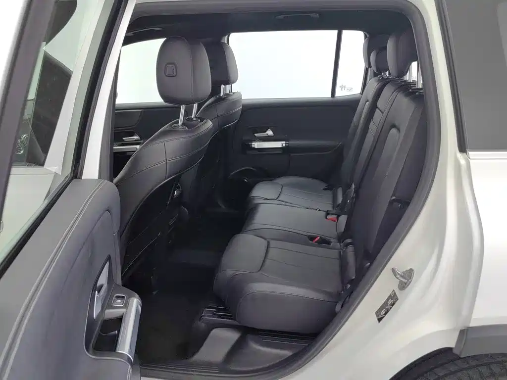 Mercedes-Benz GLB 2021 — фото 15