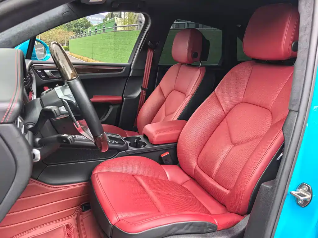 Porsche Macan 2021 — фото 10