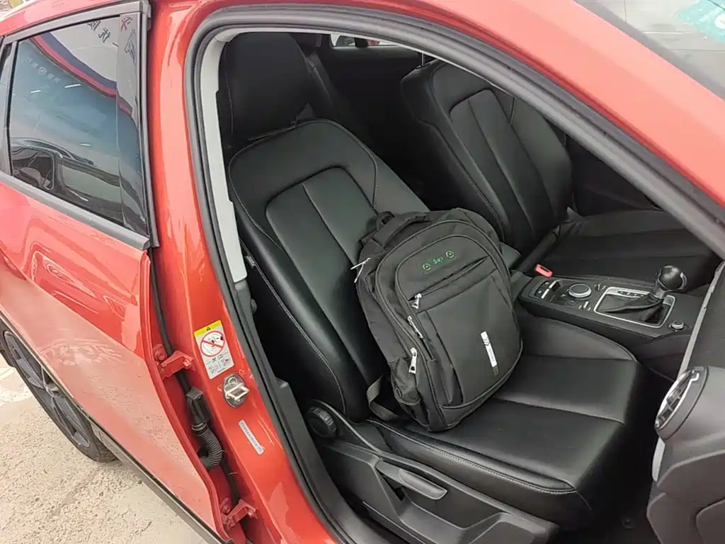 Audi Q2L 2020 — фото 25