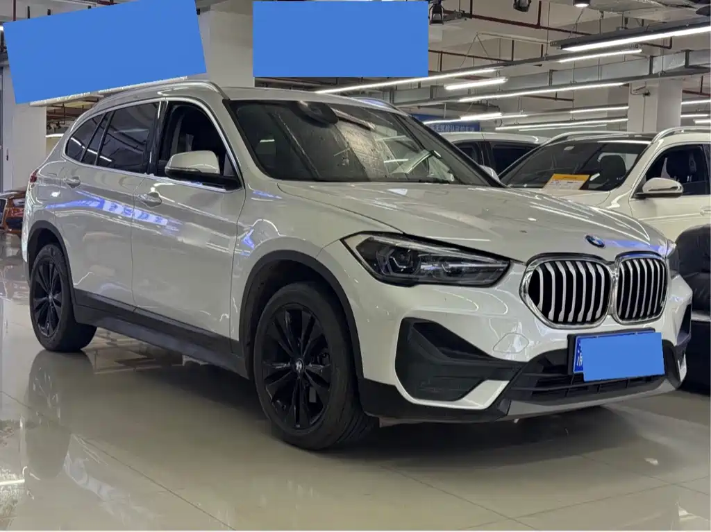BMW X1 2021 — фото 3