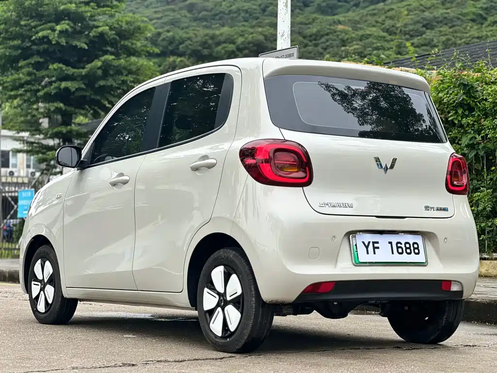 Wuling Hongguang MINIEV 2025