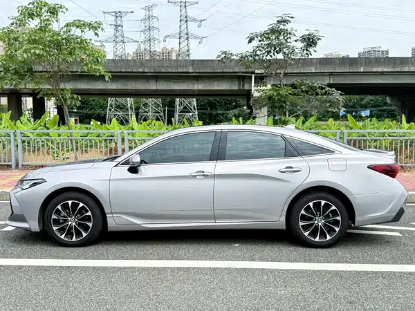Toyota Avalon 2023