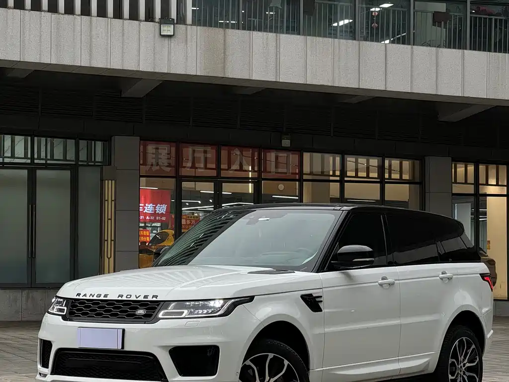 Land Rover Sport 2022 — фото 1