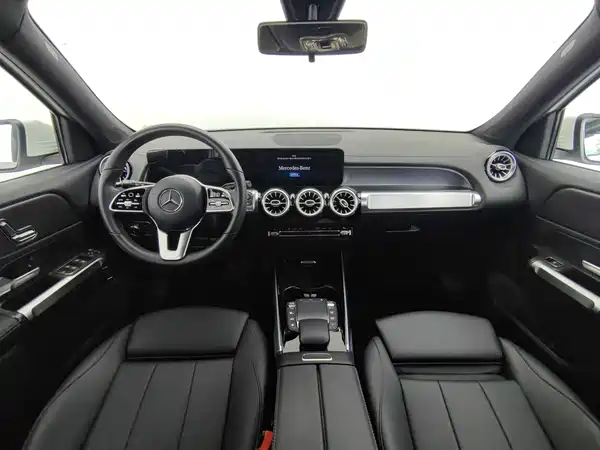 Mercedes-Benz GLB 2021