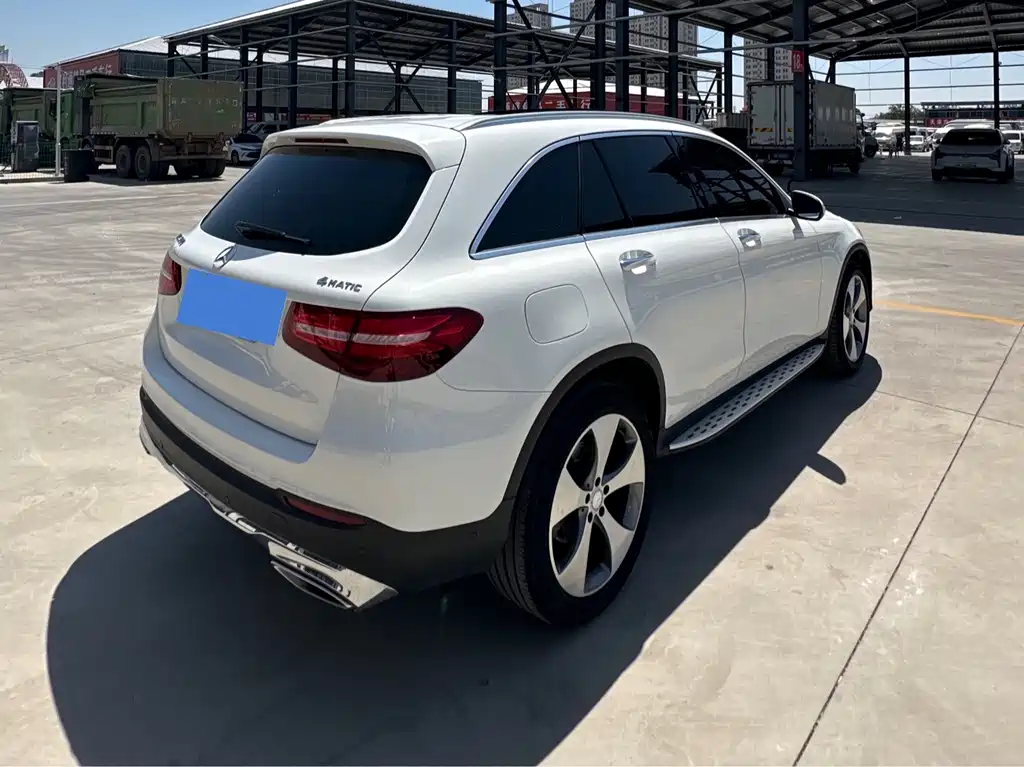 Mercedes-Benz GLC 2016 — фото 18