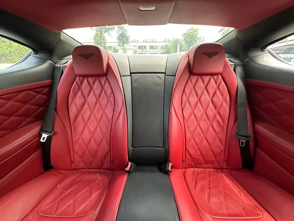 Bentley Continental 2013 — фото 19