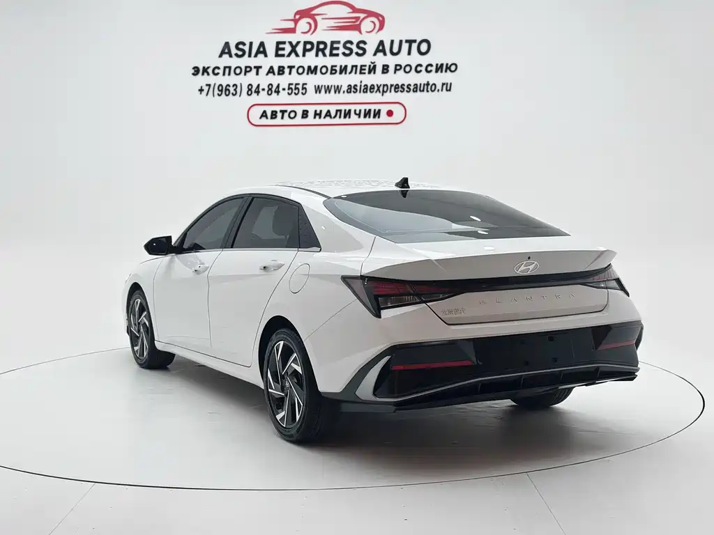 Hyundai Elantra 2024