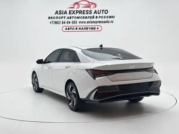 Hyundai Elantra 2024