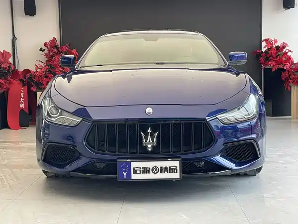 Maserati Ghibli 2015
