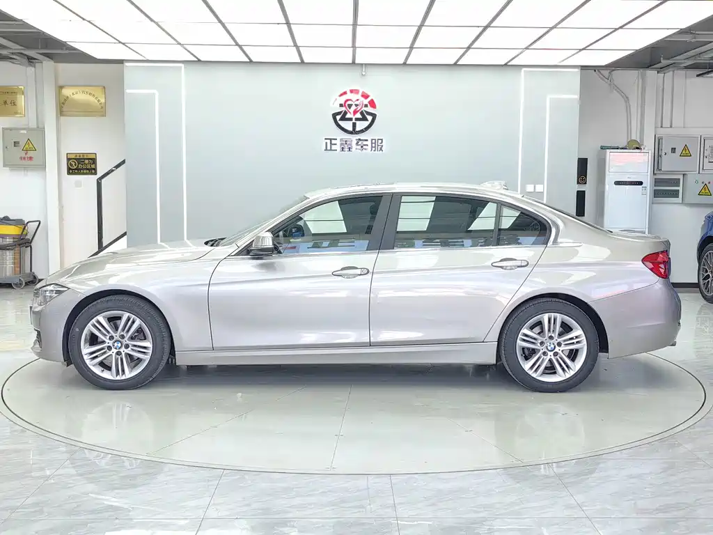 BMW 3 Series 2016