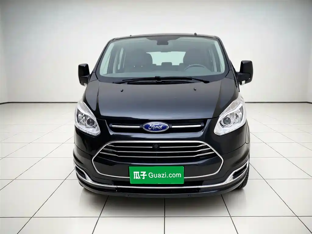 Ford Tourneo 2021 — фото 2