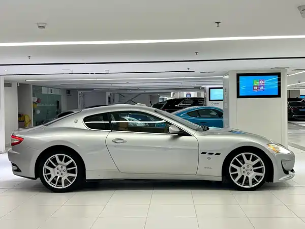 Maserati Granturismo 2009